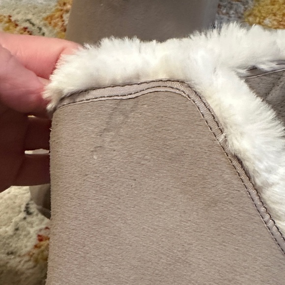 Sketchers Cozy Women's Ankle Boots with Faux Fur Lining NWOT - Picture 6 of 9